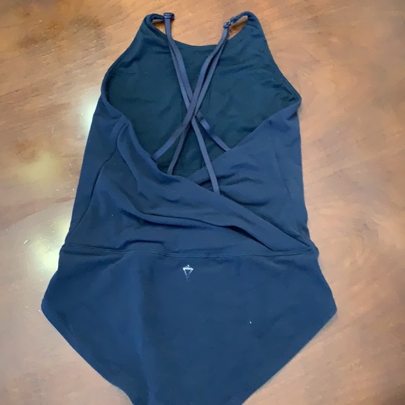 Ivivva by Lululemon girls size 14 leotard - Picture 2 of 2
